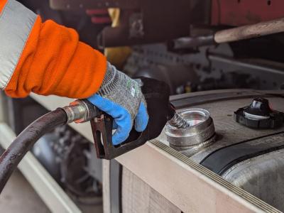 Refuelling a Biffa Wasteater with HVO