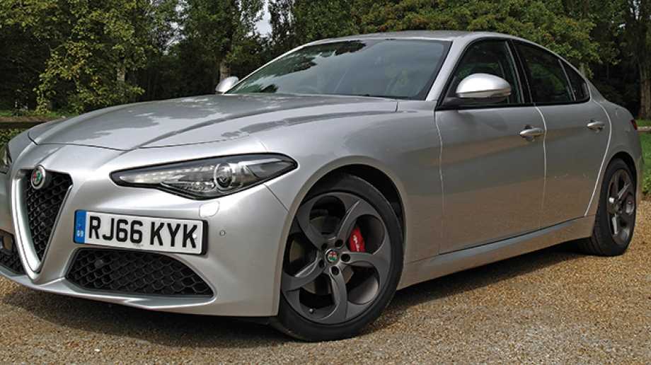 Alfa Romeo Giulia Super 2.2 Turbodiesel 180