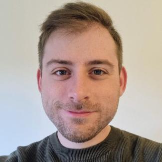 Dr Liam Knott